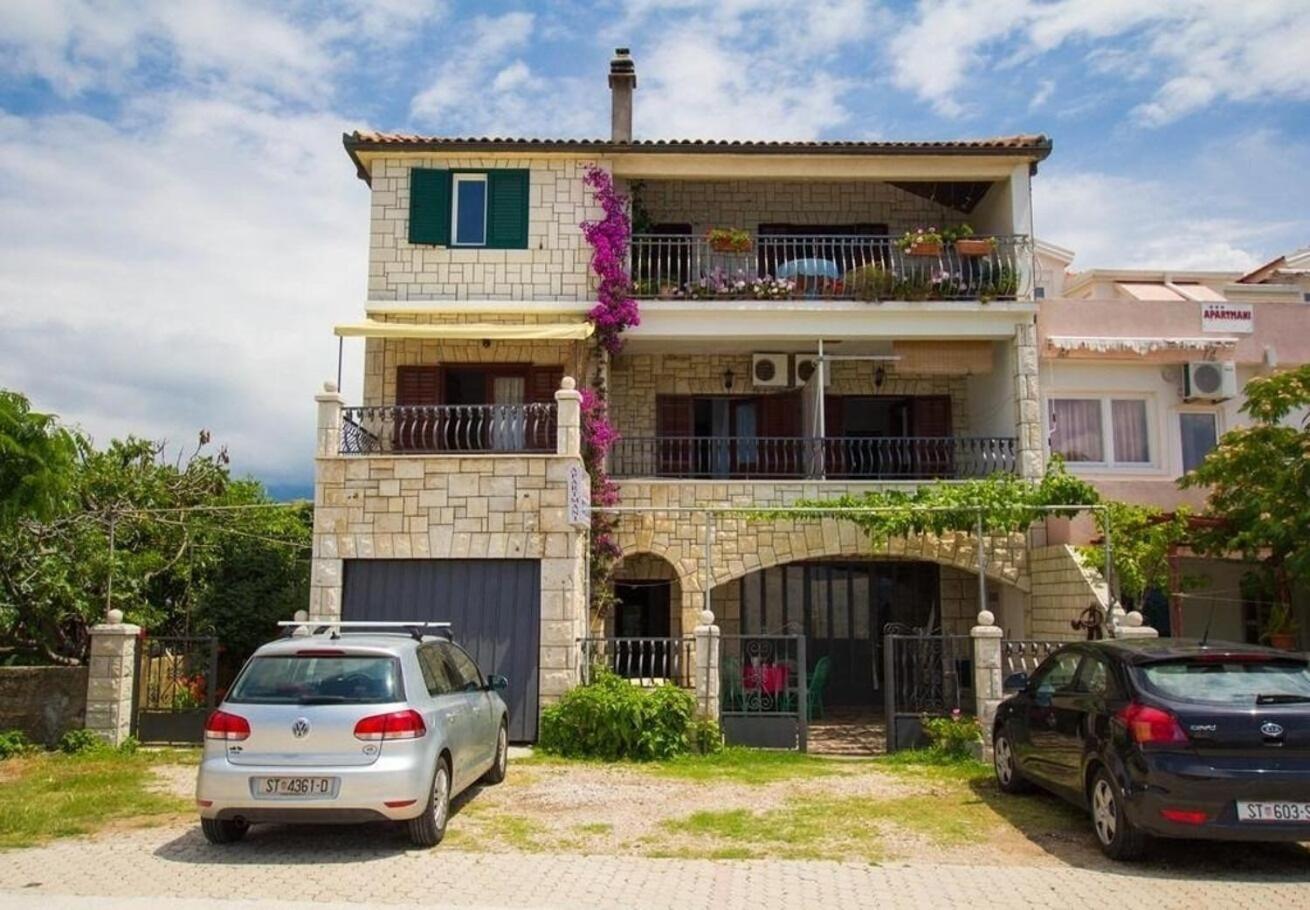 Apartments Juri Sućuraj Kültér fotó
