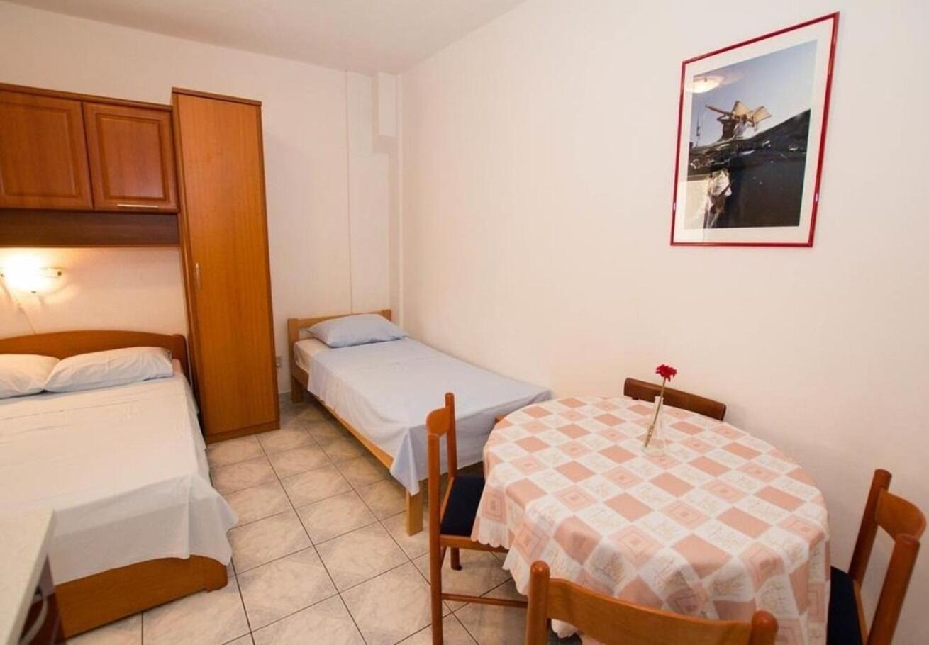 Apartments Juri Sućuraj Kültér fotó
