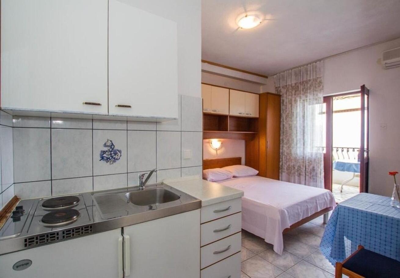 Apartments Juri Sućuraj Kültér fotó