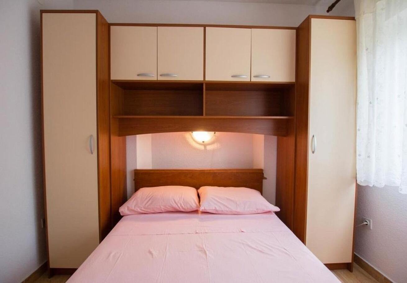 Apartments Juri Sućuraj Kültér fotó