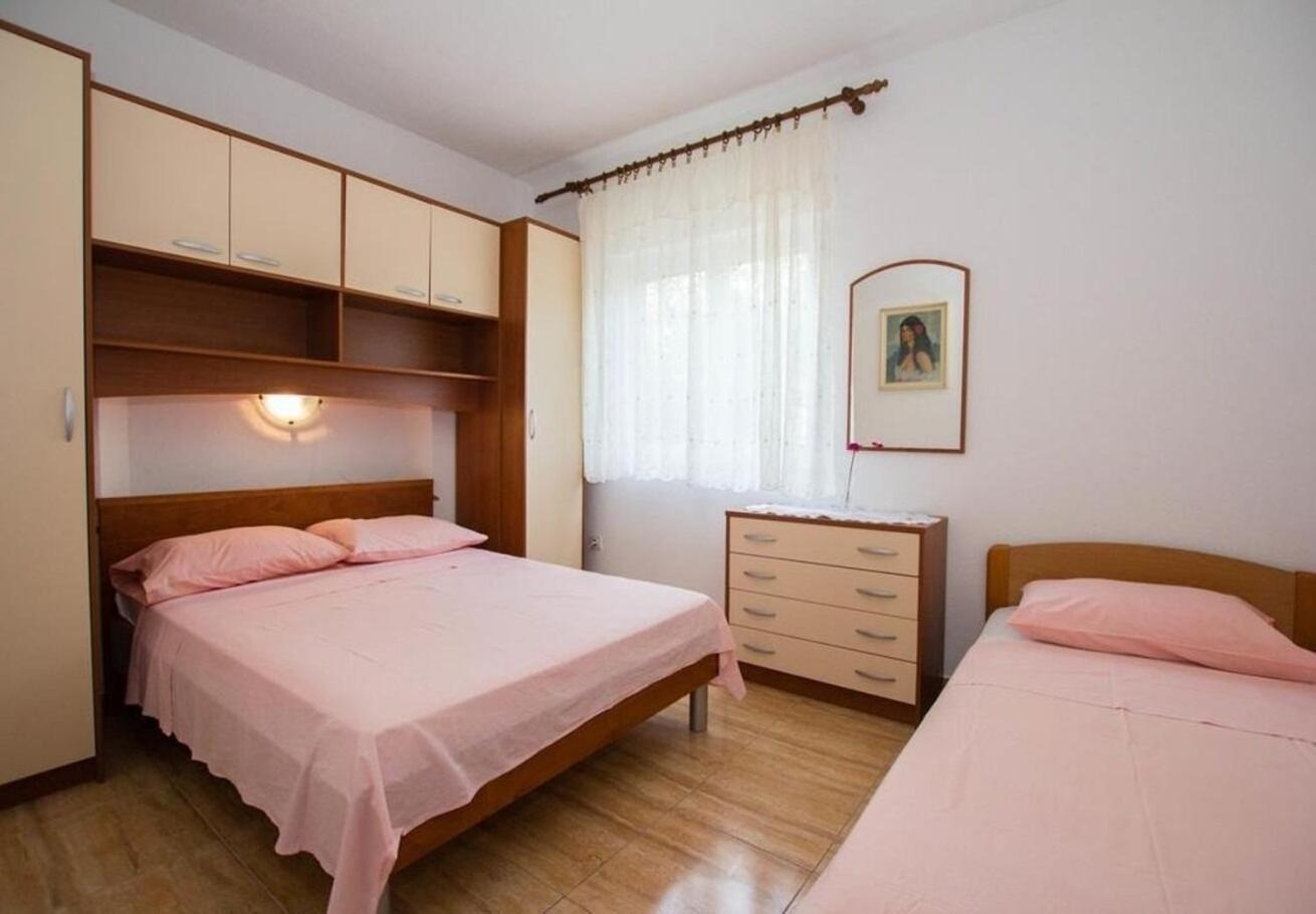 Apartments Juri Sućuraj Kültér fotó