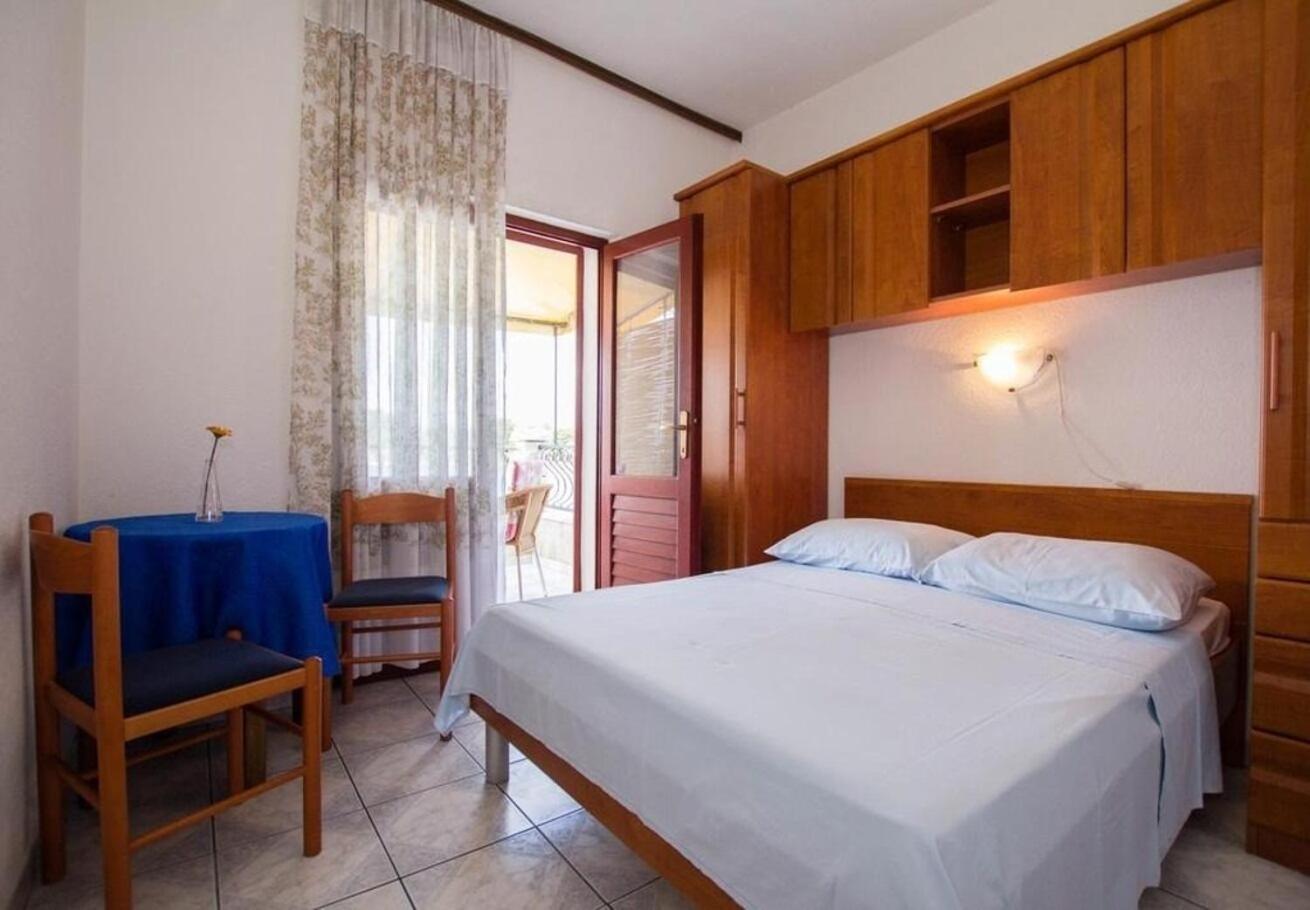 Apartments Juri Sućuraj Kültér fotó
